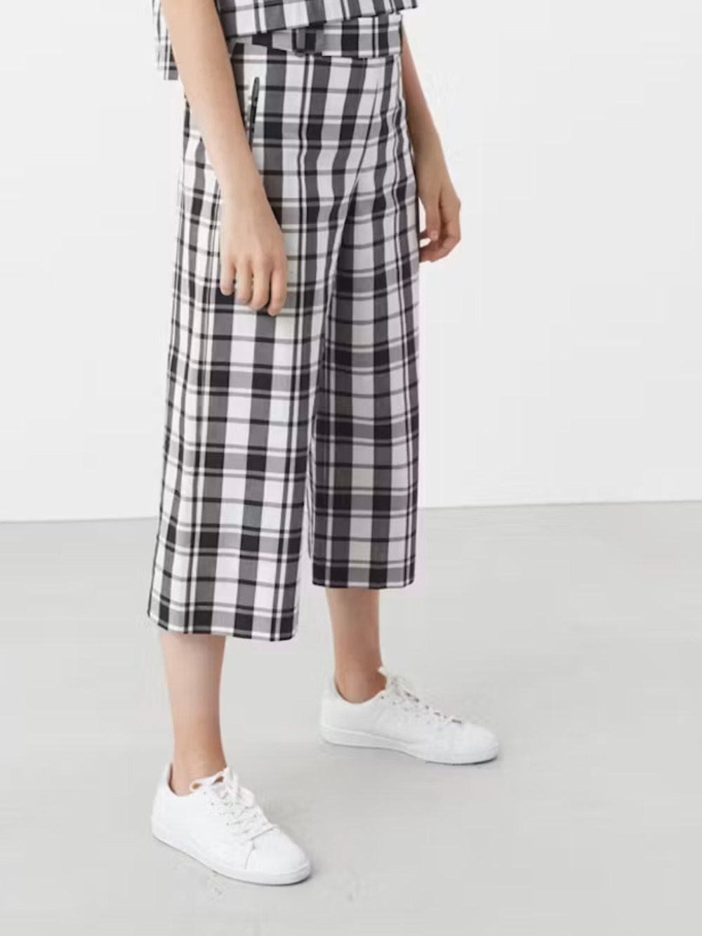 Mango MNG Plaid Wide Leg Black White Capri Culotte Pants size US 6 NEW
